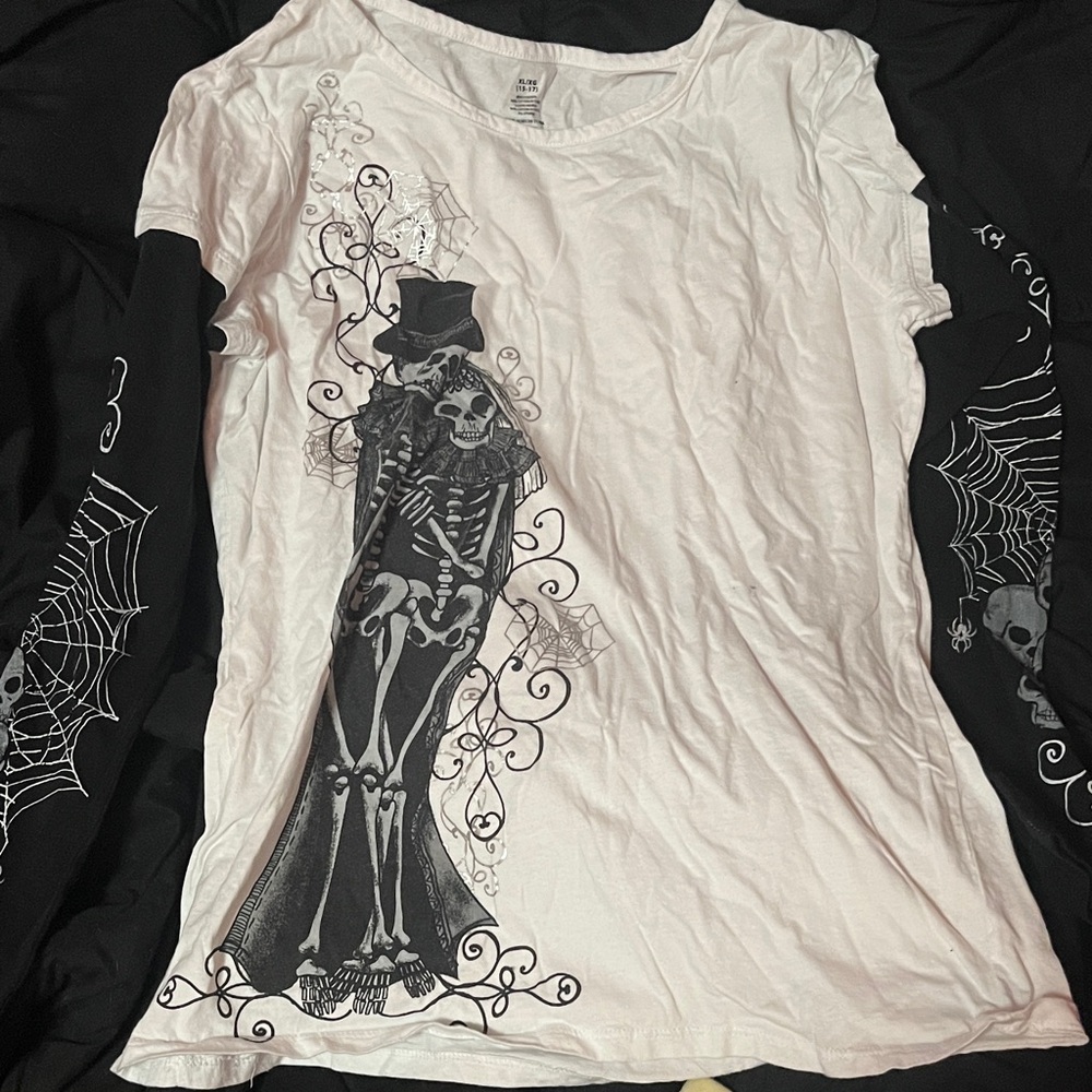 Women's Skeleton Graphic Long Sleeve Top
